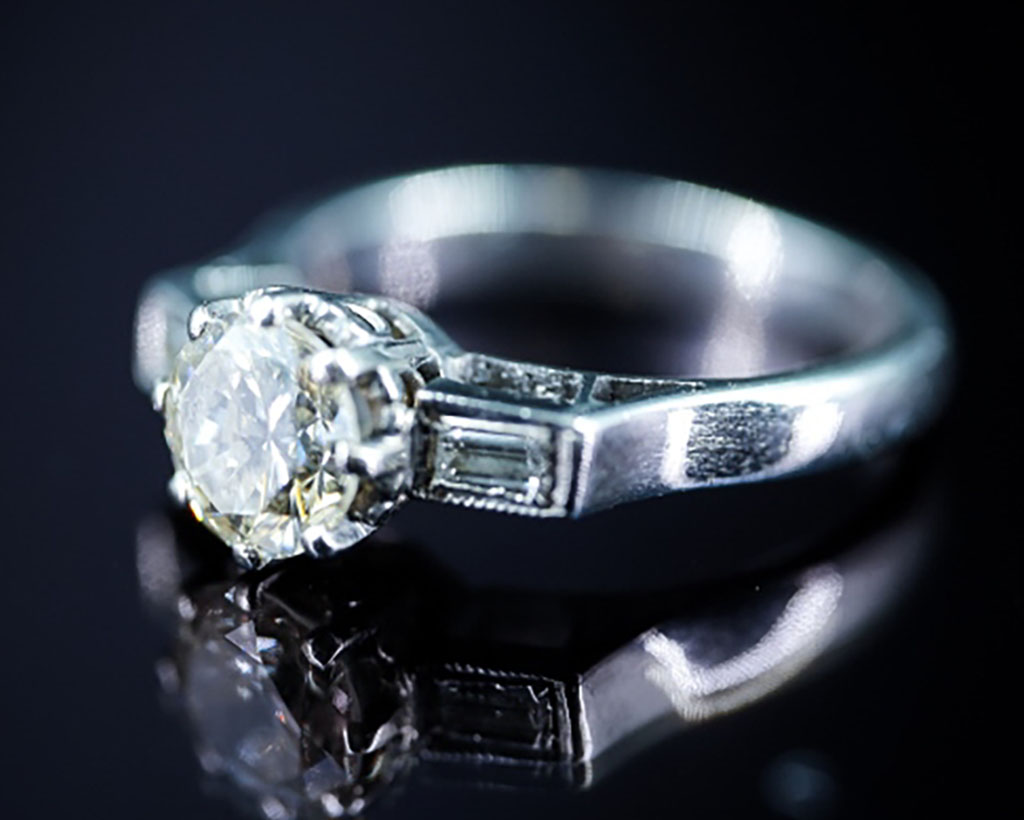 Antique Diamond Ring